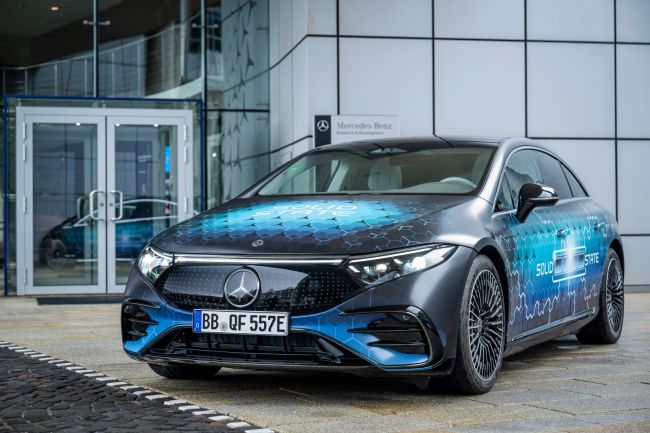 固態電池技術走出實驗室上路啦！續航超過1000km的Mercedes-Benz EQS即將成真？
