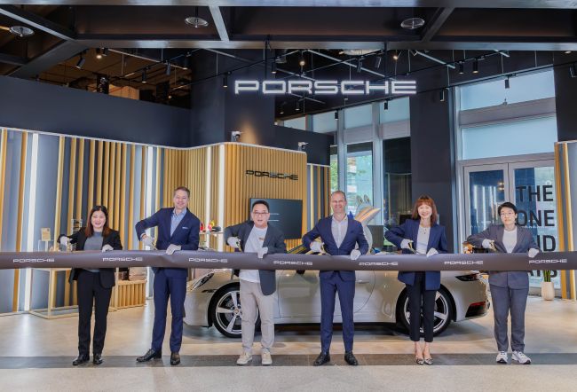 新北保時捷中心『PORSCHE NOW 新店裕隆城全新概念店』盛大開幕 經典的保時捷車款 X 創新的國際藝術家 強強聯手,打造嶄新賞車體驗