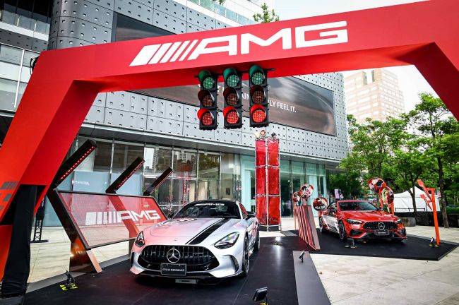 當銀幕落下，AMG 賽道正式啟程 《F1 電影》開映《 Mercedes-AMG 極速幻境》特展登場