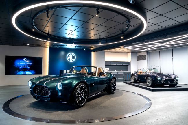 AC Cars Taiwan 展示中心 盛大開幕 AC Cobra GT Roadster 領銜開場