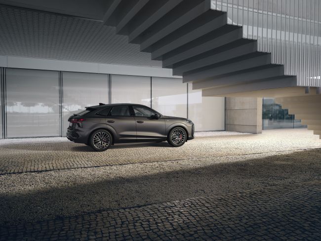 【覺得新世代Audi Q3不夠動感？Q3 Sportback以流線外型前來救場！】