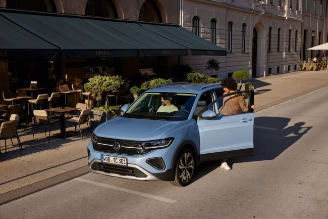 Volkswagen跨刀合作《動物方城市2》 聯名宣傳廣告全新上線 The T-Cross、The Golf換上「動物方城市風」限定造型粉墨登場