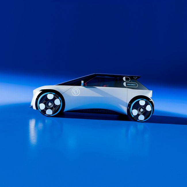 不只預覽全新造型 更要初嚐全新俐落轉向哲學 Peugeot Polygon Concept