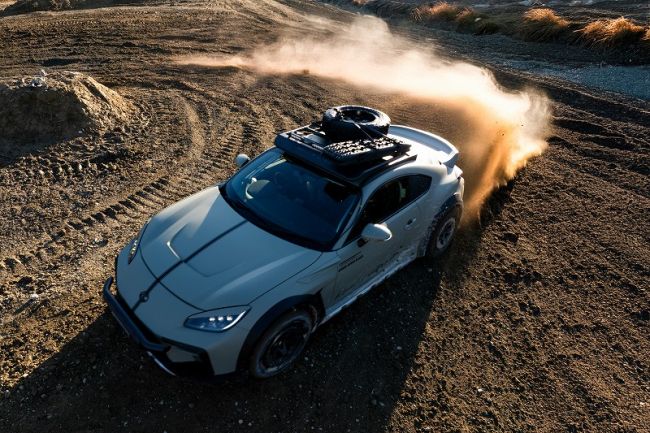 【挑戰911 Dakar、Huracán Sterrato越野跑車的存在！Kuhl Toyota GR86 Outroad正式推出！預計2026東京改裝展會期間現身！】