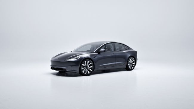 Model 3 新款今開放下訂,續航里程提升至 711 公里 Tesla 台灣 12 月掛牌登進口豪華車市冠軍,年增幅破 190%