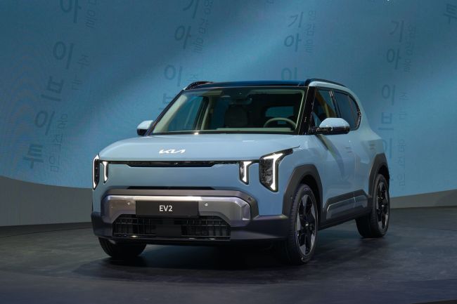【Kia EV2加入純電B級距CUV戰局，確立2026車廠廝殺主戰場！】
