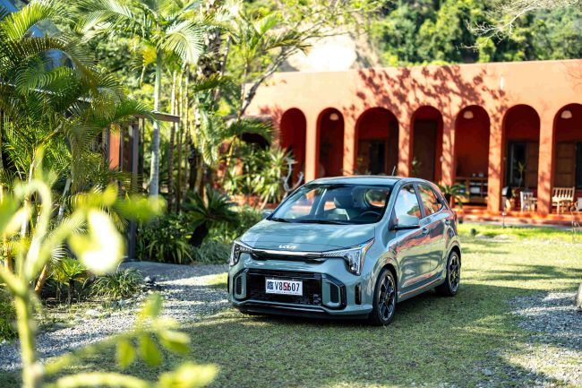 Kia全球銷量連續三年突破300萬輛，全球與台灣同創新高 「萬眾榮耀」禮遇享高額０利率、丙式車體險和專屬配件組 輕奢精品掀背The new Picanto，49.9萬起輕鬆入主