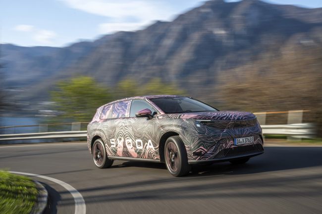 【全新7人座純電SUV首亮相! Škoda Peaq成品牌最大、最豪華的旗艦之作,首搭3驚喜功能 實用性更上層樓!】