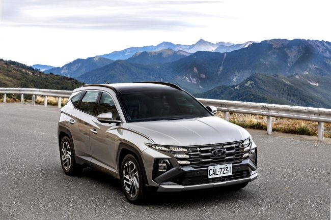 HYUNDAI TUCSON L 1.6T限時優惠94.9萬元起 升級AVM環景及BVM盲區輔助，再享價值六萬優惠