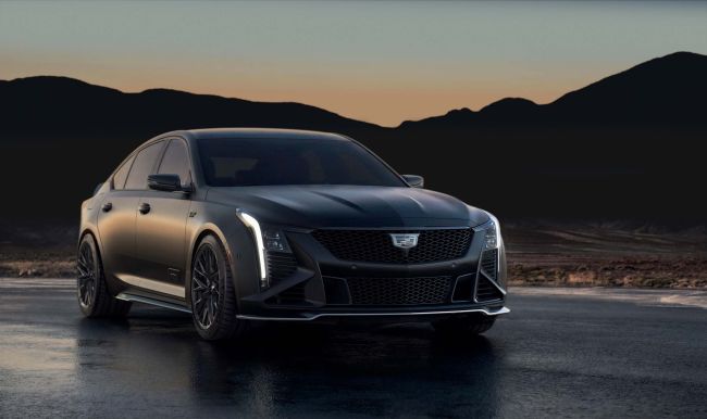 【歡慶首支『美系F1戰隊』首登北美賽場！Cadillac推出全球限量26輛CT5-V Blackwing F1 聯名限定特仕車款！】