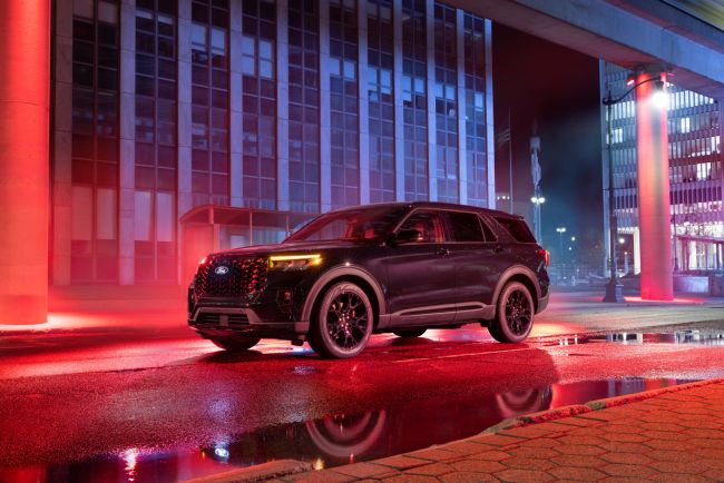黝黑性能魅力 Ford Explorer ST Sinister Package 是否也能來台灣呢?