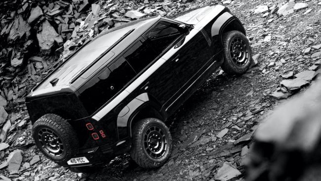 極致黑化,極限性能 全新 26 年式 DEFENDER OCTA BLACK 限量登台