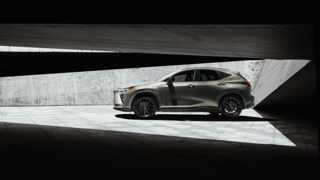 再次展現極致苛求造車理念 小改款、大升級的新Lexus NX