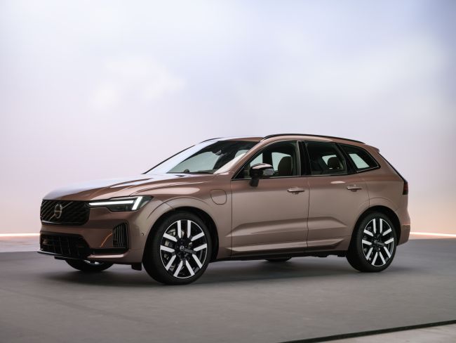 Volvo休旅陣線再迎更新 XC40設計更添質感 XC60、XC90 PHEV續航上探160公里