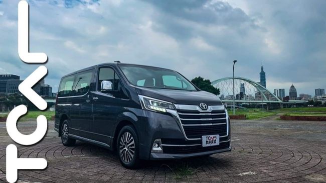 [直播試駕] 九人同樂良伴 Toyota Granvia