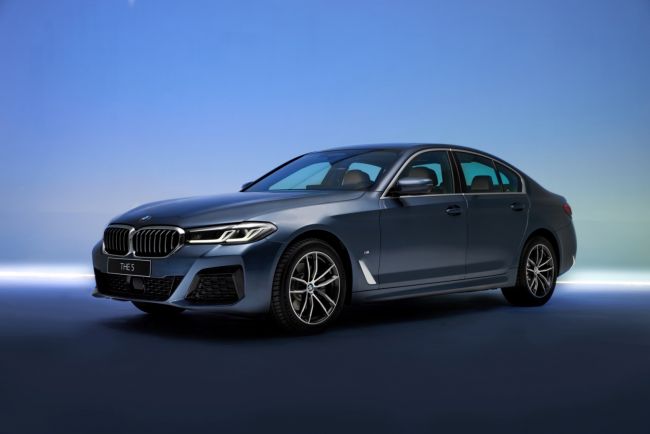 以紳士風範 改寫當代 全新BMW 520i M Sport鉑金版 建議售價299萬 翩然登場