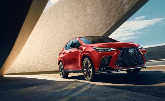 LEXUS 8月掛牌1,834台 連續七個月穩居豪華車市場No.1 寶座